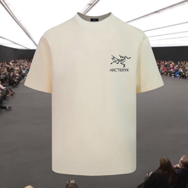 ブランドTシャツ正面デザイン